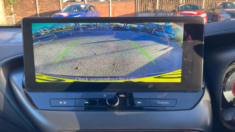 Nissan Juke 1.0 DiG-T N-Connecta 5dr DCT Petrol Hatchback